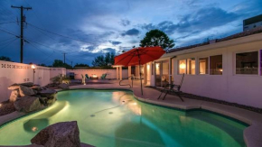 Modern Chic Old Town Scottsdale Home wPool & Gym
